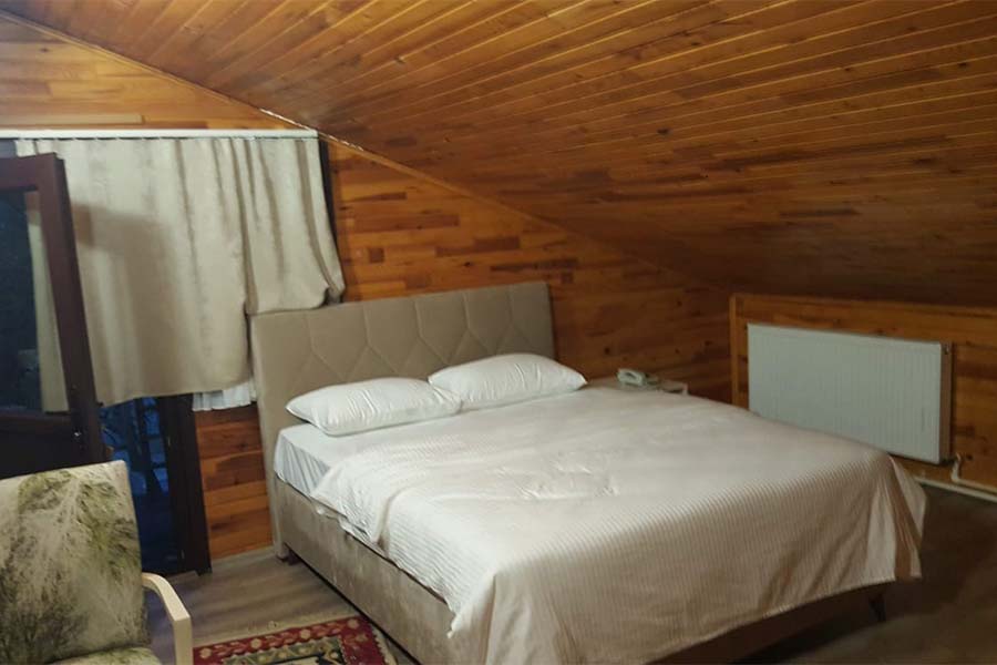 Standart Çatı Katı Odalar 2